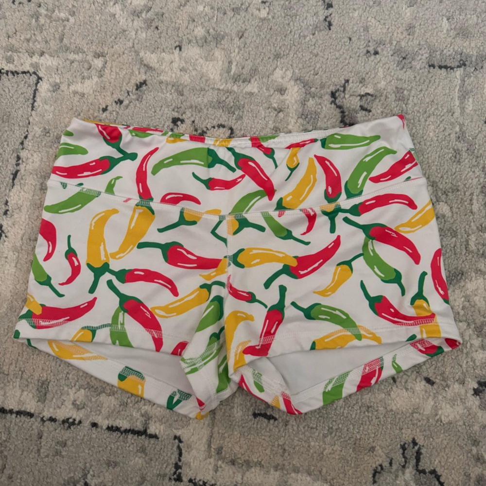 Fleo shorts size medium- chili peppers